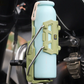 🎁 Achetez 2, obtenez 1 gratuit ! 🚴‍♂️✨ Porte-bidon adaptatif pour vélo – Pratique et compatible avec tous les cadres 🌟💧