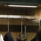 Barre lumineuse à capteur de mouvement magnétique avec affichage de la batterie